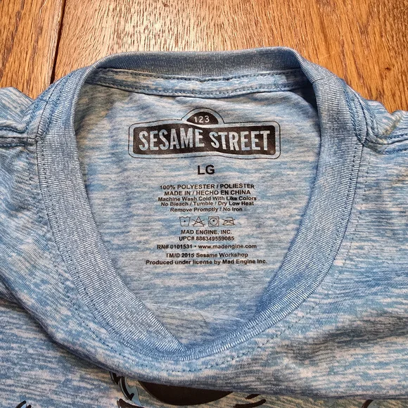 Sesame Street Cookie Monster Muscle Gym Graphic T Shirt Mens Large Blue - Picture 3 of 4